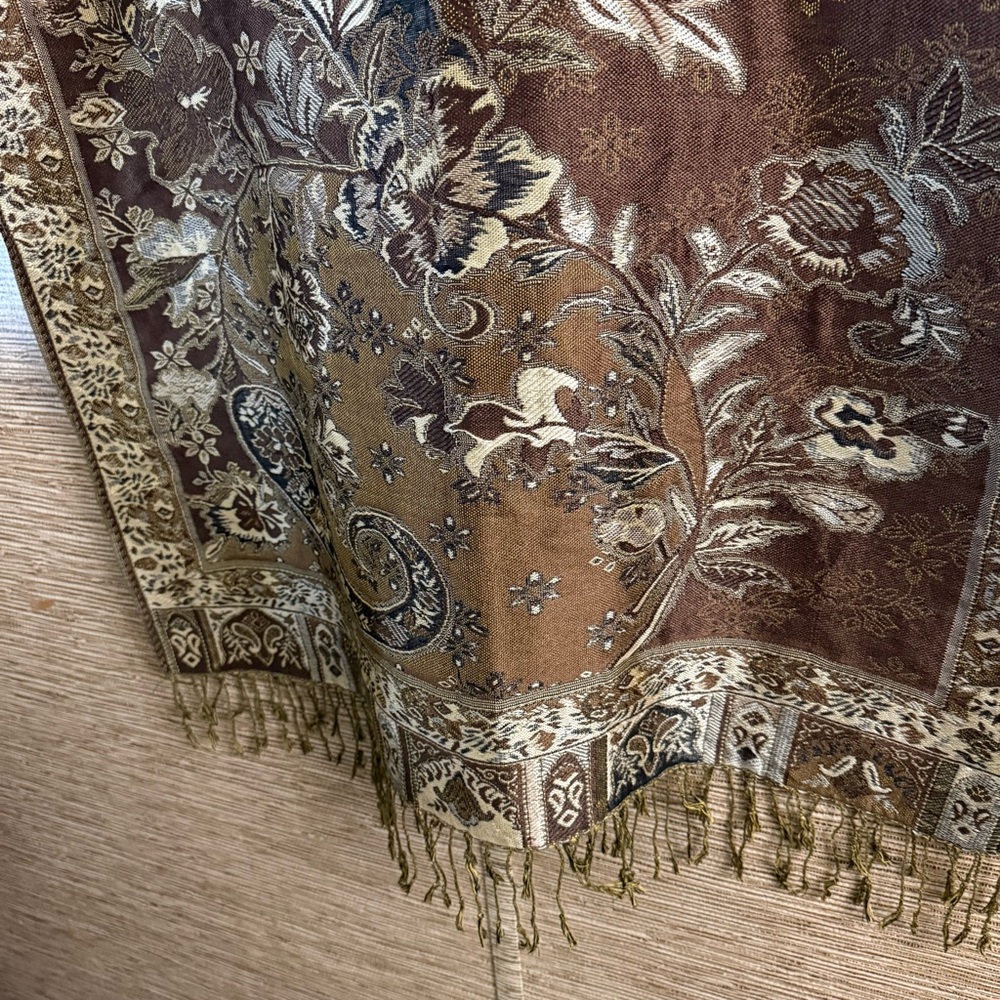 Pashmina Scarf Shawl Floral Paisley Cream Brown Cashmere Silk Soft 28.5”x 66” - Picture 5 of 10
